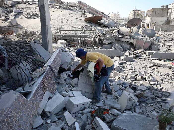 Widespread destruction of buildings in Gaza