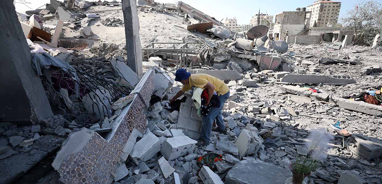 Widespread destruction of buildings in Gaza