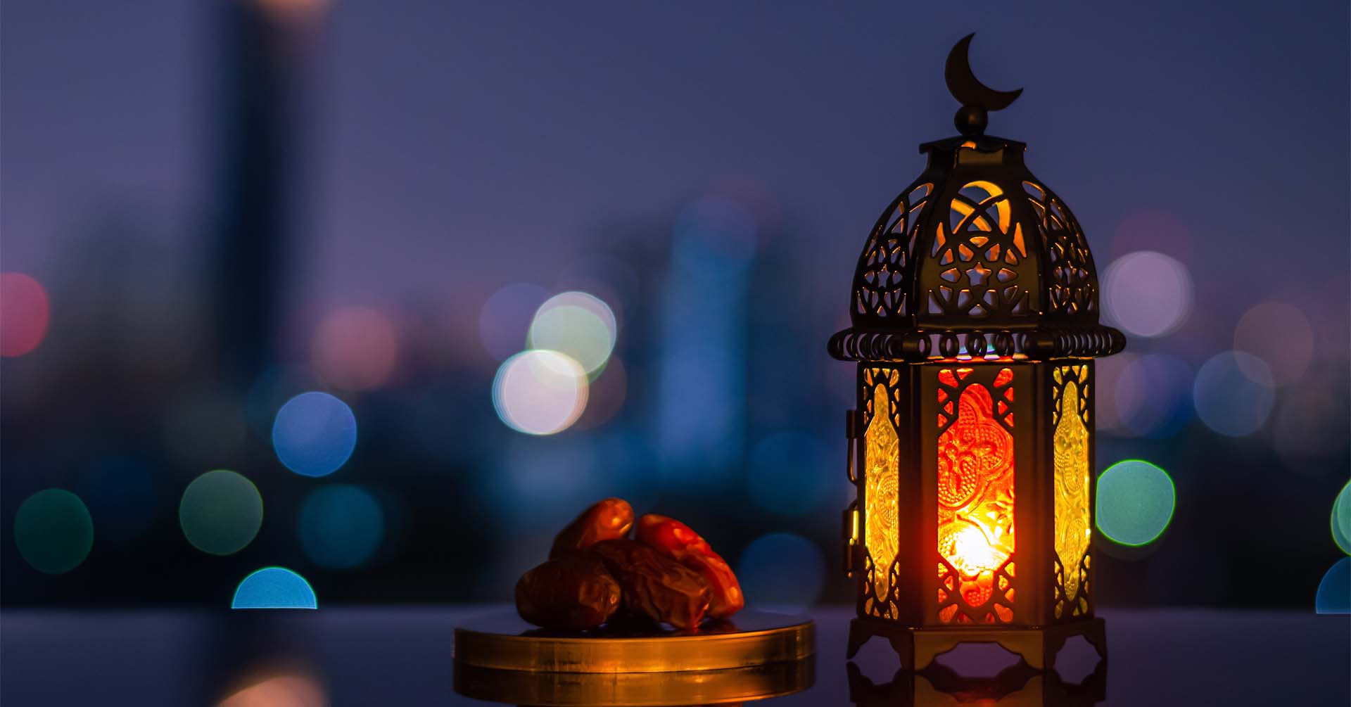 bowl of dates and lantern shawwal